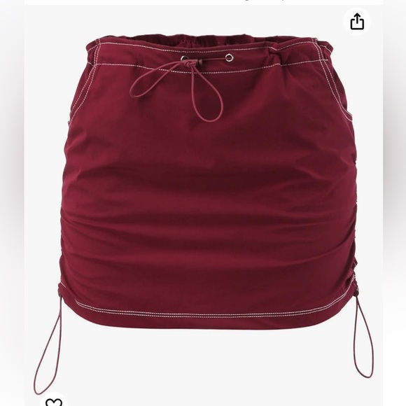 Women's Summer Design Mini Skirt Size XSmall - Picture 2 of 8